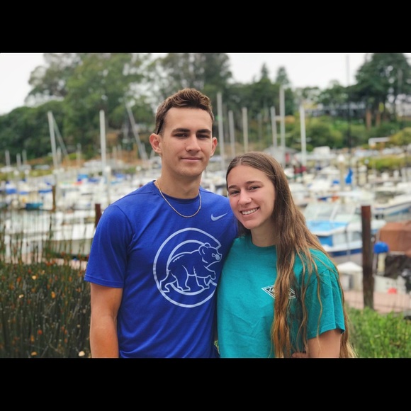 Meet your Posher, Carly - Picture 4 of 5